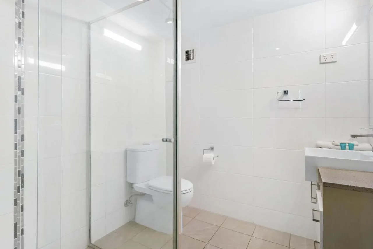 Beachfront Escape In Surfers Paradise - Coasthm Gold Coast